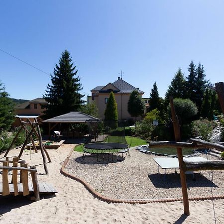 Apartmany Pemi Potštejn Exteriör bild